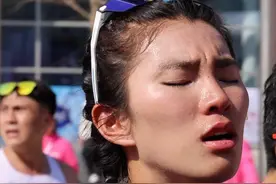 也许有人会质疑你放弃你，但你一定不能放弃自己，熬过黑夜就是黎明！#无锡马拉松 #抖音送你去跑马视频封面