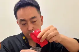 老板娘离家出走了，来看看大厨的“痛苦”生活，做一条东北人最爱的三道鳞好好犒劳一下自己#美食趣胃计划 #妈呀太香了 #惬意时光 #东北挠儿哥