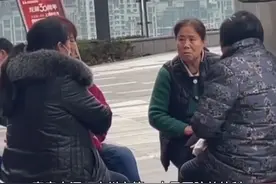 女性解压的最好方法：和闺蜜聊八卦，吐槽共同讨厌的人！效果等同于咨询一小时心理医生。#女性解压#吐槽#八卦