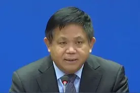 德州：小米汽车融合店、华为生活馆将陆续开业。全年计划开展首发首秀首展活动10场以上，引进品牌首店30家以上。#德州 #小米 #华为视频封面