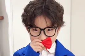 你们快帮我看看哪幅眼镜适合小宝？ #眼镜 #柯南