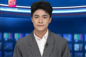 湖南一肠粉店将硼砂加入米浆只为了让肠粉更劲道 近日，湖南株洲一肠粉店因在米浆中非法添加硼砂被查处，目前店主黄某被采取刑事强制措施！#主播说热点 #湖南一肠粉店米浆内掺喷砂被查 #店主为让肠粉更劲道掺硼砂 #食品安全视频封面