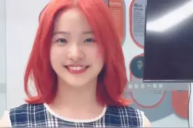 曼联官方找到喜欢芒特的高考女孩了!酷似林依晨的重庆甜妹走红，考试后完成染红发心愿