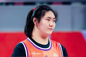 张子宇征战U19世界杯：超级内线统治力！或将刷新女篮最佳战绩