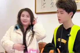 引导第4步 😂你们说我还继续吗 我有点绝望了@四平青年演艺大舞台（旗舰店） @艾土土 #四平青年掰姐#四平青年 #艾鑫 #原创视频 #搞笑视频封面