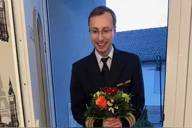 老公从上海回来，老婆孩子热炕头，正是他想要的生活，他说他爷爷奶奶的爱情和婚姻是他所想要的。#换种方式记录生活 #贺寿利羊奶视频封面