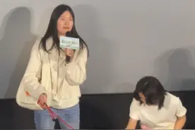 贝拉的第一次进电影院 #电影我会好好的 #电影我会好好的口碑 #边牧陈贝拉 #陈贝拉的小羊
