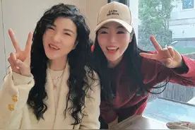 给老板娘烫的新发型，大家看看有没有翻车#日常vlog