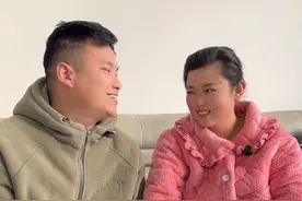 今天带着关存梅去做产检，他说随时随地都有可能生，大家给个建议给孩子起个名字吧我们两口子 也没啥文化，谢谢孩子的干爷爷干奶奶，干爹干妈们#记录真实生活 #卸货倒计时 #夫妻日常视频封面