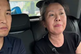 #成都王紫雅 妈妈回忆:凶手曾去过她家敲门，发现家里有人转身就走了…#现场直击