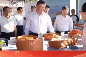 习近平：发挥海洋资源丰富的得天独厚优势，经略海洋、向海图强