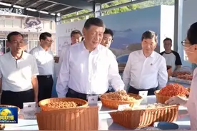 习近平：发挥海洋资源丰富的得天独厚优势，经略海洋、向海图强