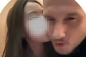 据大河报7月13日报道，私会外籍游戏选手"宙斯"时被曝光不雅视频，大连工业大学学生李欣莳拟被开除学籍，大连工业大学学生工作部（处）网站近日发布了《关于拟给予李欣莳同学开除学籍处分的公告》。#最新消息 #社会百态