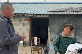 地虎要跟俺妈学艺视频封面