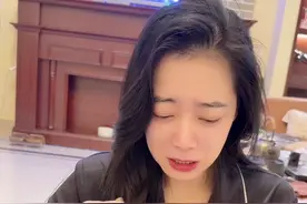 春季里开花，喝狗熊榨汁……#粉丝寄啥我吃啥 #vlog日常 #废话连篇系列 #情侣日常