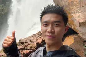 人手一条瀑布的贵州赤水，竟然藏了这么美的瀑布还有丹霞地貌 #赤水丹霞大瀑布 #贵州很值得 #听说在赤水人手一条瀑布 #赤水的春日藏着国色芳华