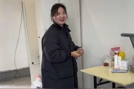 姐妹们等我哦，容我打扮一下下哈☺️视频封面