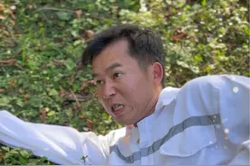 村里出现了牛头怪，还好有白衣战士的守护#双11在抖音商城买什么视频封面