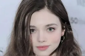 暗黑系女神英迪娅埃斯利！ #欧美女星 #欧美女神 #娱乐评论大赏