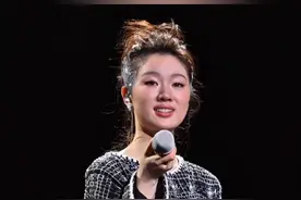 爱到最后，我们还剩下什么？#听哭了自己😭😭 #伤感音乐#歌词句句入心