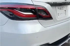 是谁这么有品位刷到这车 #皇冠 #十五代皇冠 #dou是好车 #jdm #改装视频封面