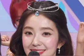 我不论穿什么都很漂亮~ #裴珠泫