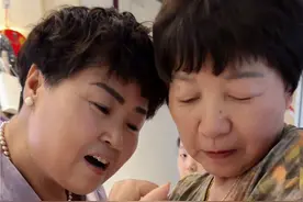 结了婚头两年还经常回娘家住 慢慢的住的次数越来越少 一来工作忙 二来大兜小兜拿着太麻烦 还好嫁的不算远 也能经常见面 此刻有些明白了为什么父母不建议子女远嫁……（最后问一句，今天的超长vlog大家还满意吗）#记录真实生活