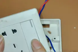 开关控制插座接线 #专业的事交给专业的人 #电工常识 #技术分享 #维修电工 #小技巧分享