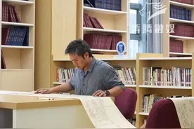 耗时15小时 内蒙古一高中老师默写约15米中国史和世界史长卷 网友:太有实力了可以印刷出版了#学校 #历史 #知识分享视频封面