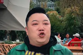 兄弟情 不得行 #原创视频 正所谓社会在发展 兄弟办事打闪闪#成都话专业12级 #看一遍笑一遍 #四川粤语天花板 #搞笑