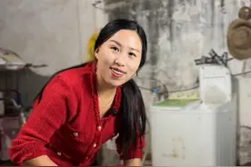 又到了腌辣椒的季节、今天给大家分享一个腌辣椒的配方，方法简单下饭，吃一年不坏，每一年我们腌的都不够吃…#农村生活 #腌辣椒 #记录真实生活