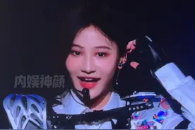 #袁一琦演唱会太有节目了 除了唱跳之外老师还有小品节目和魔术 值了#袁一琦 #袁一琦少年感 #抽象 #袁一琦成都演唱会视频封面