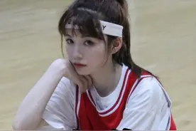 小野断更两个月，曾自爆被ai换脸，球迷：到底怎么了？ #小野视频封面