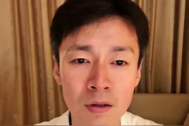 41岁男演员于清斌送外卖引质疑，本人强忍眼泪回应:我的确需要关注，曾与演员朱一龙有多次合作视频封面