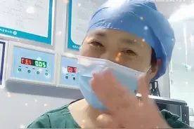 她说“穿上白大褂 救死扶伤就放在第一位” 邵医生一路走好#医者仁心#邵晓蓓#医生