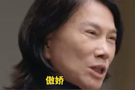 #董明珠 去餐厅吃饭要求老板现场换#空调 ：“我掏出二维码让他马上下单，明天早上9点前安装完毕。”#格力空调视频封面