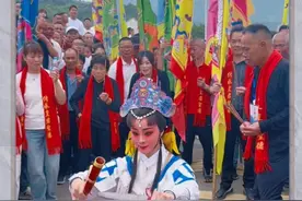 明知一去不返，却毅然脱胎祈雨，最终与腹中胎儿双双殒命！也让自己的生命永远定格在24岁！她是我们永远的“奶娘”！#陈靖姑 #陈十四 #大义