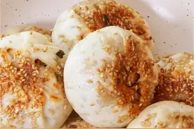 包子饺子都不香了，每周必做的发面肉馅饼，到底有多好吃！外酥里嫩巨香#儿童美食 #天儿冷吃点啥 #面食 #馅饼 #早餐吃什么