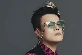 从地下室到福布斯韩国音乐教父JYP霸道总裁朴振英的开挂起点视频封面