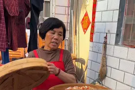 蒜蓉金针菇，鲜香扑鼻，滑嫩入味，真的是简单又好吃！#记录真实生活#农村美食#我的乡村生活