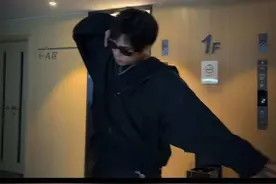 真男团一镜到底，张老师太难模仿了#exo #抖音潮流舞蹈地图 #张艺兴