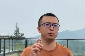 靳东、宋佳白玉兰最佳男女主：白玉兰难得向飞天奖看齐的一届 #秀才侃娱乐 #白玉兰奖 #宋佳 #山花烂漫时