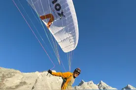 会有奇迹发生吗！#超级流浪师#哈巴雪山 #滑翔伞视频封面