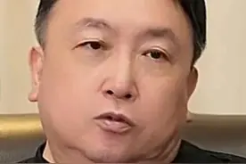 #王晶 谈#成龙 #刘德华 隐婚内幕，因粉丝太疯狂，“会有人跳楼”。