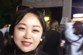 tai  shan  泰山 海拔1545米，7986个台阶，要经历8个小时才能爬到山顶。 路的尽头是什么？从来都不重要，重要的是过程，但山顶的风景一定让我们很 期待，很值得！ 山不见我，我自去见山！ #夜爬泰山#泰山会制服每一个嘴硬的人视频封面