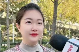济公是传说人物，还是真实存在呢？ #街头采访 #何静同学视频封面