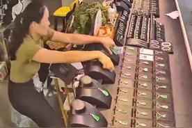 地震来临瞬间，云南翡翠店主迅速拿上贵货逃生，最贵一块价值约200万：“就算损失惨重，我也能东山再起。”#云南 #翡翠视频封面