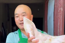 幺舅的大工程开工啦！卤猪头配上绿色蔬菜，师傅们吃了来劲了！#新农人计划2025 #我的乡村生活  #乡村美食 #乡村守护人 #微光点亮乡村