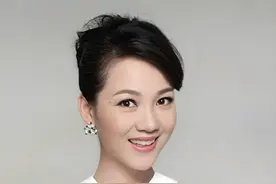 “在娱乐圈的繁华背后，他们之间的情谊早已成了一段佳话”#明星背后故事 #周群 #郭德纲 #传递正能量 #花姐明星故事视频封面