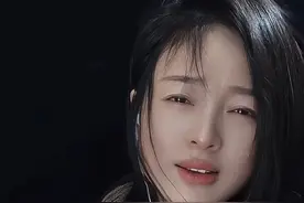 对你 何止是喜欢 还有骨子里的深情 和无法磨灭的执念……#你是我唯一的执着